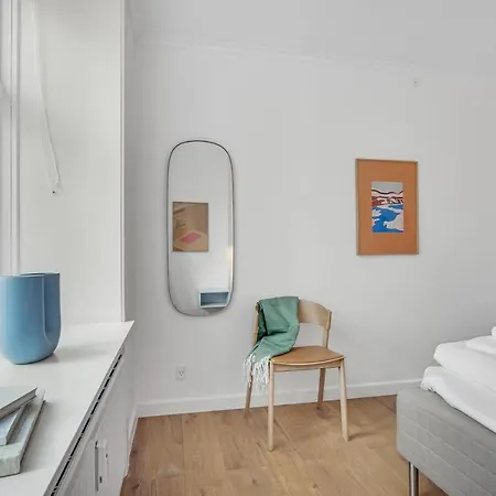 Nabo Aparthotel 4*